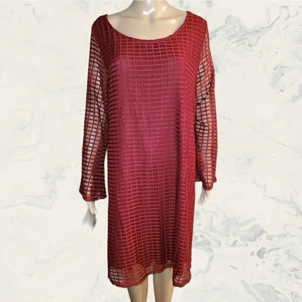 The Vanity room wine color plus dress